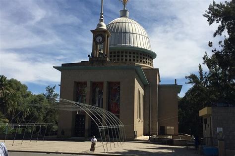  Le Monastère de Debre Libanos: Une Oase Spirituelle et Historique au Cœur des Montagnes Ethiopiennes!