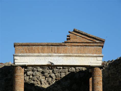 Le Temple de la Fortune Éternelle : Un joyau architectural fascinant à découvrir !